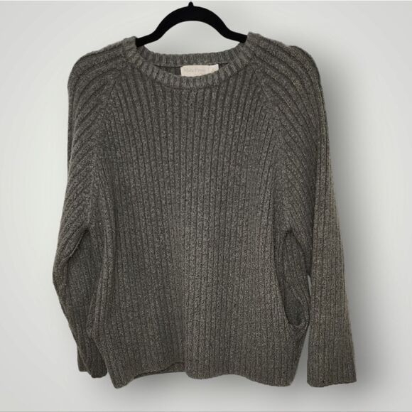 Mistic prysm by listicle Gray knit crewneck Pullover Sweater S/m - Picture 1 of 9